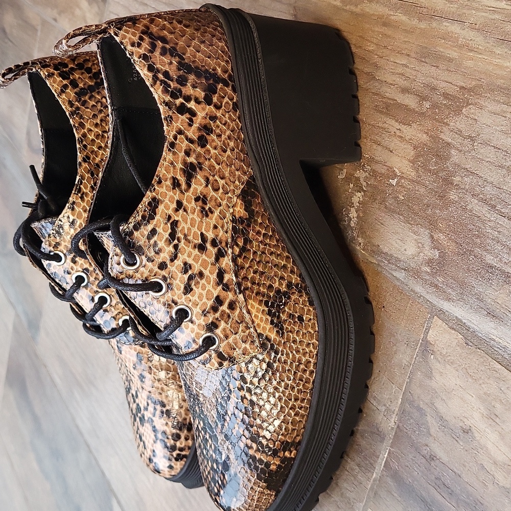 Topshop Snakeskin Print Lace-up Chunky Heel Brogue Shoes, Size 8 - Picture 3 of 16
